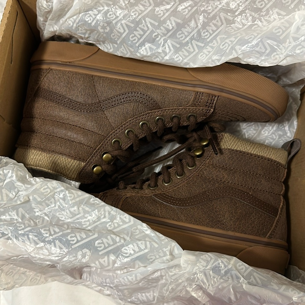 Vans Brown High-Top Sneakers Size 8W/6.5M Sk8-Hi Mte